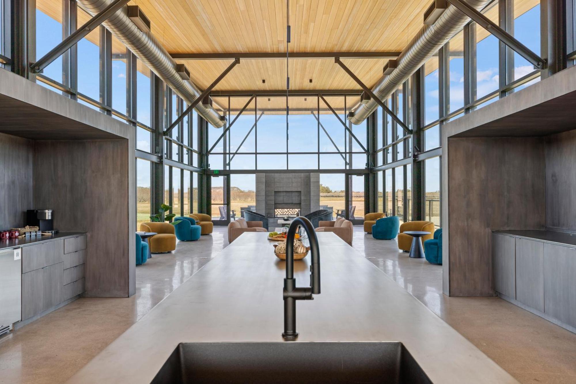 Skye Texas Hill Country Resort Hilltop 外观 照片